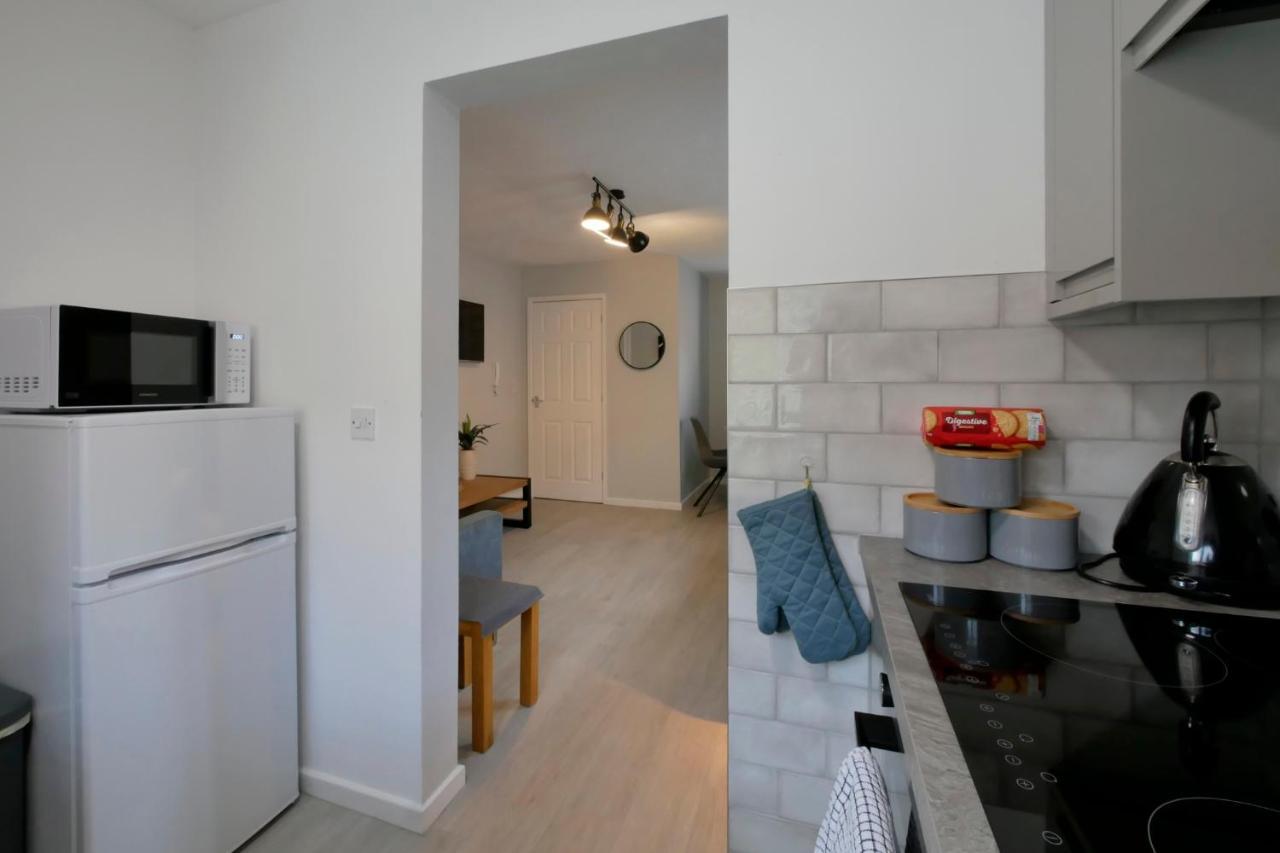 Апартаменти Crewe Short Lets 6 Victoria Court, Крю Екстер'єр фото